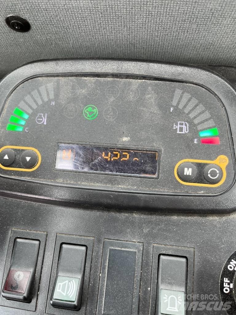 Hyundai R25Z-9 AK Mini rýpadlá < 7t