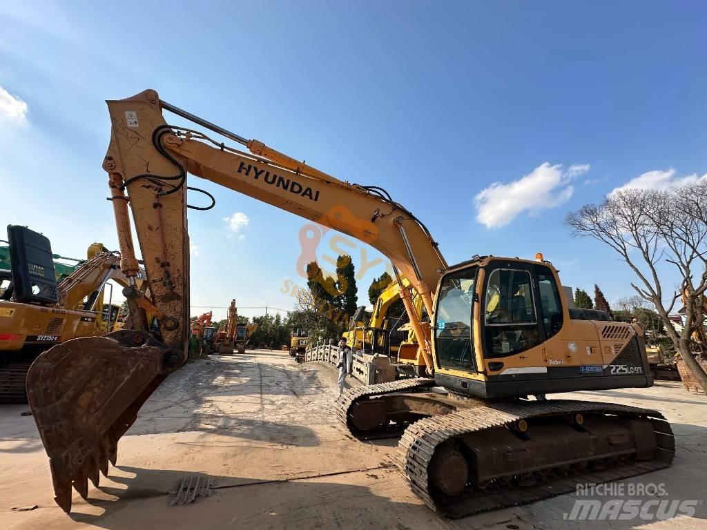 Hyundai 225 Pásové rýpadlá