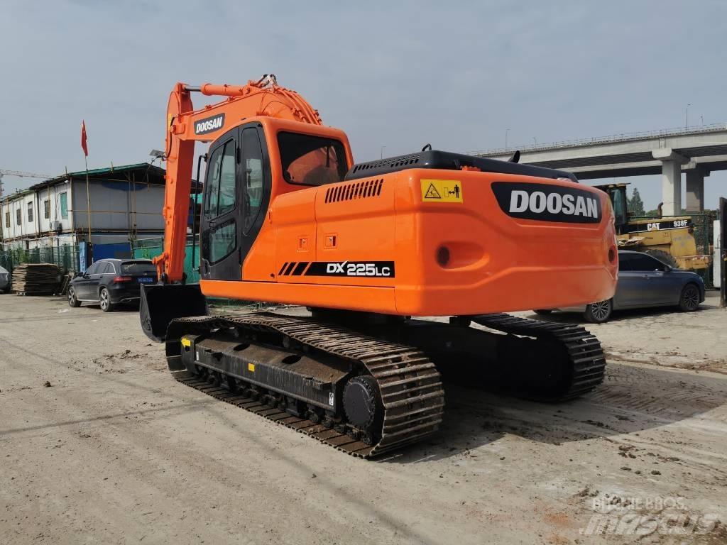 Doosan DX 225 LC Mini rýpadlá < 7t