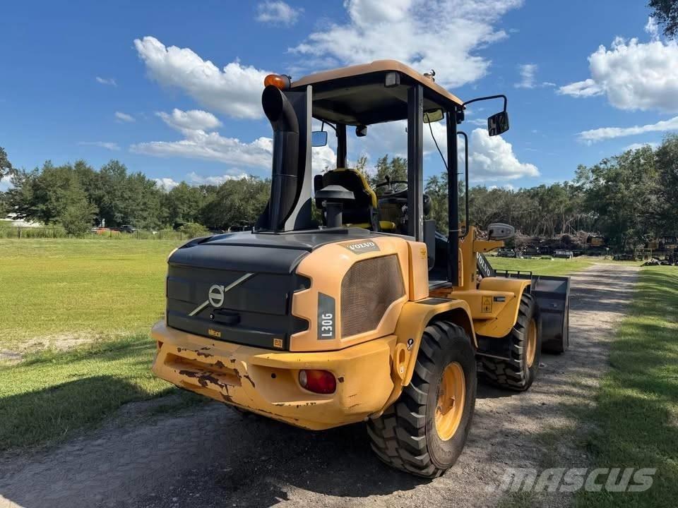 Volvo L 30 G Kolesové nakladače