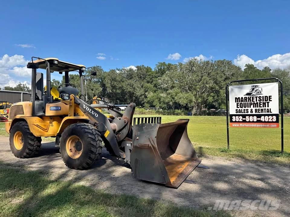 Volvo L 30 G Kolesové nakladače