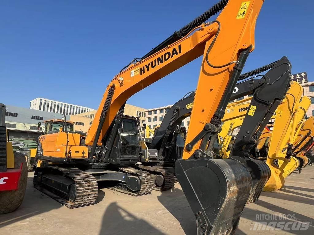 Hyundai 220-9S Midi rýpadlá 7 t - 12 t