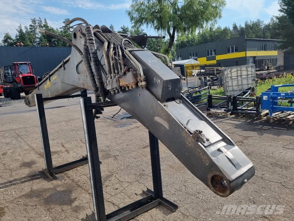 Ponsse C44+ Main boom Žatevné žeriavy