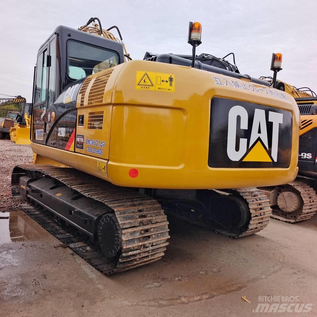 CAT 320D2GC Pásové rýpadlá