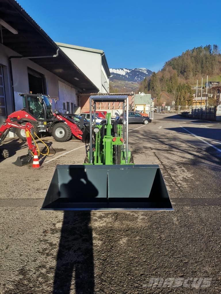 Striegel 160 YA Čelné nakladače a rýpadlá