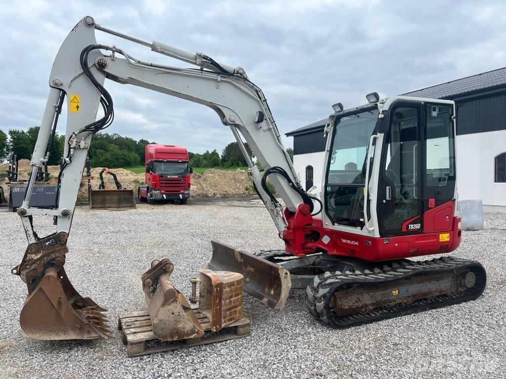 Takeuchi TB260 Mini rýpadlá < 7t