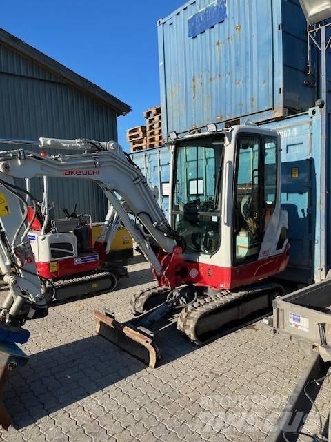 Takeuchi TB 225 Mini rýpadlá < 7t