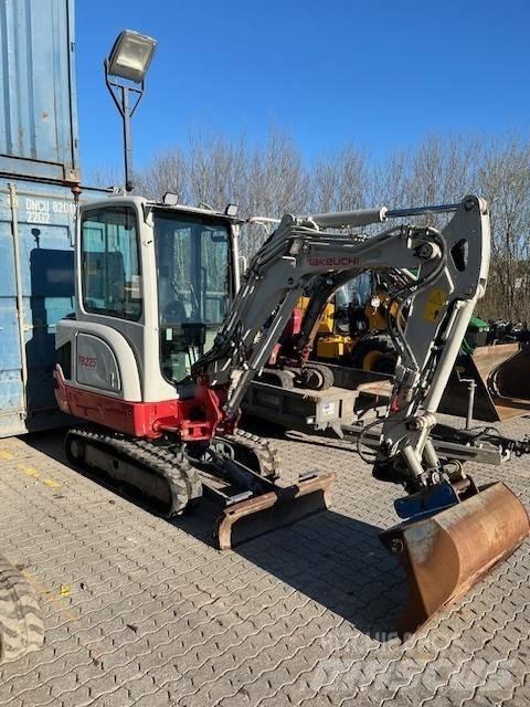 Takeuchi TB 225 Mini rýpadlá < 7t