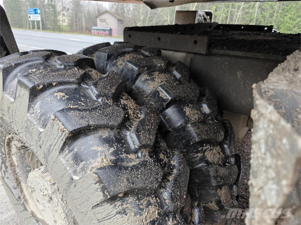 Doosan DX 210 W-7 Kolesové rýpadlá