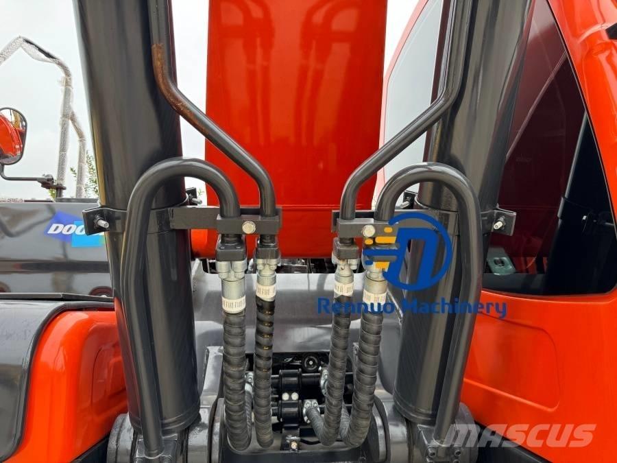 Doosan DX 340 Pásové rýpadlá