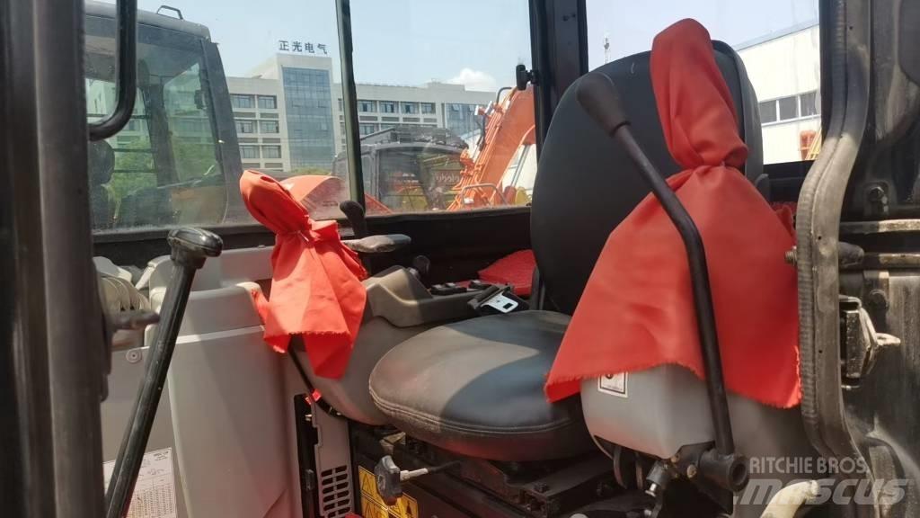 CAT 305 C CR Mini rýpadlá < 7t