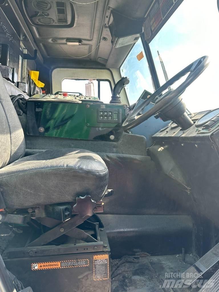 Mack LEU613 Smetiarske vozidlá