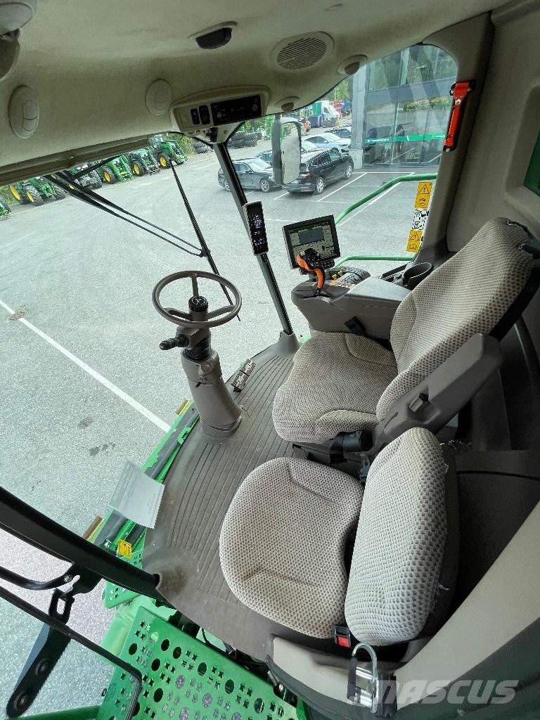 John Deere T670 i Kombinované zberacie stroje
