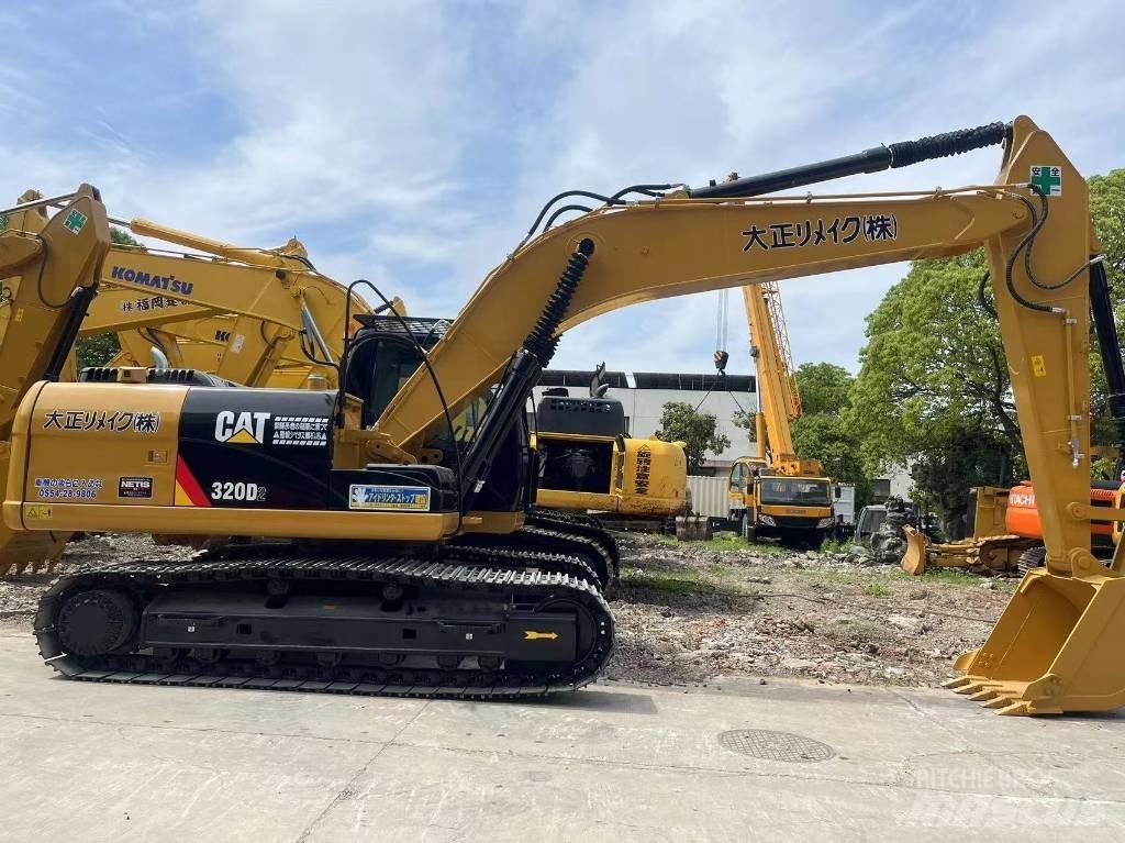 CAT 320 D2 Pásové rýpadlá
