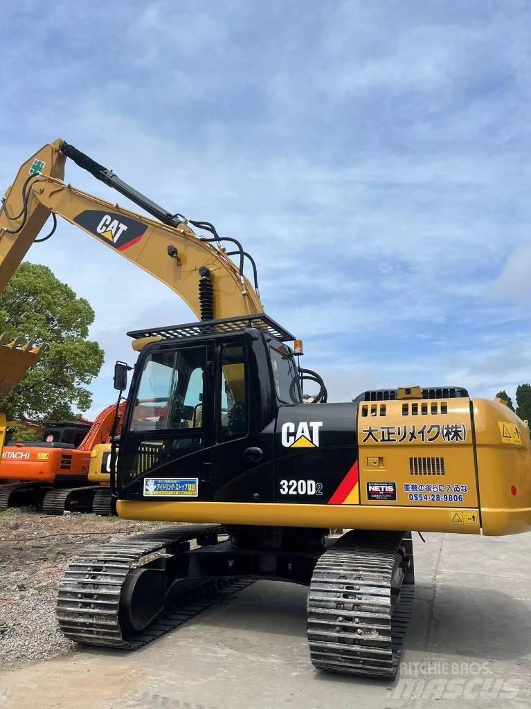 CAT 320 D2 Pásové rýpadlá