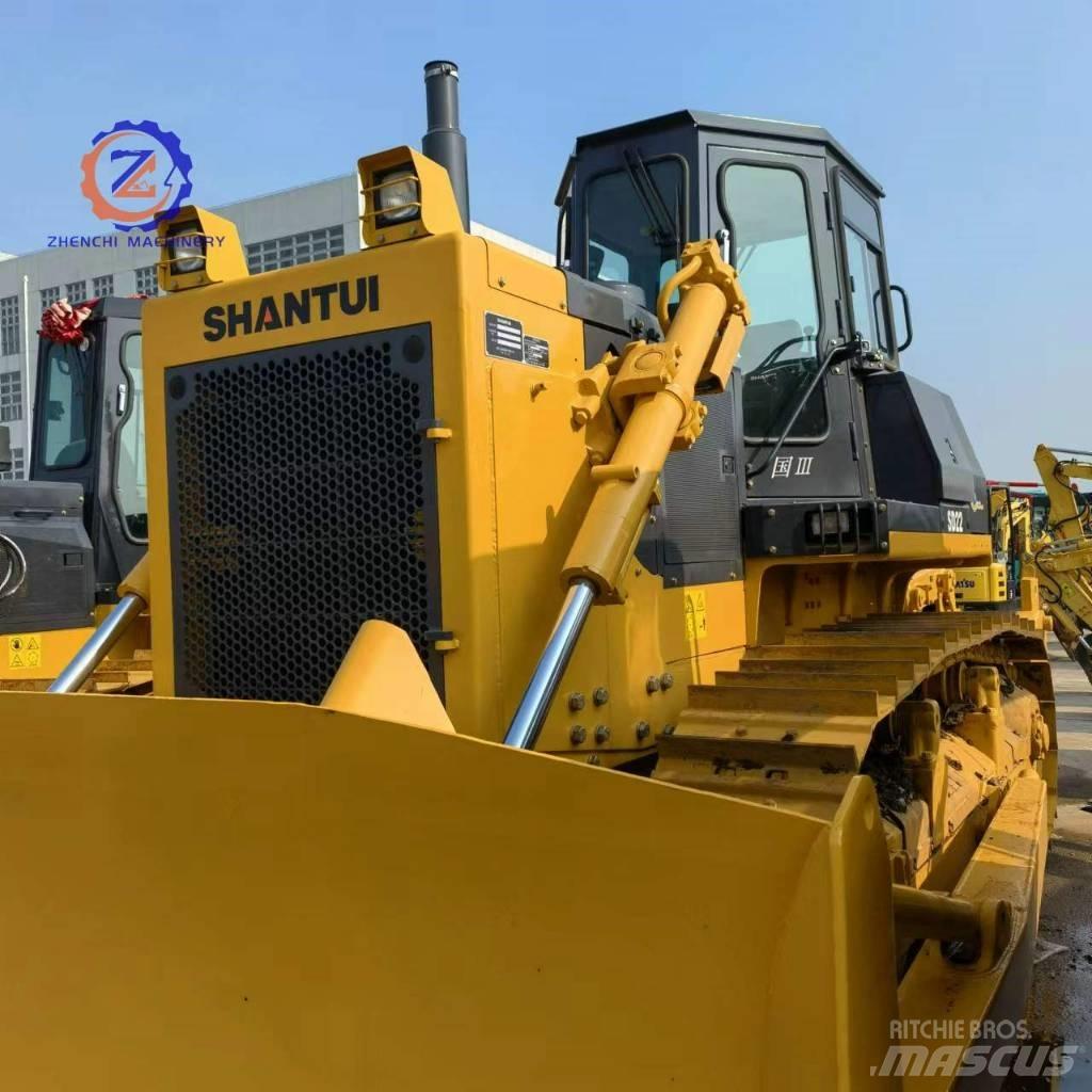 Shantui SD 22 Pásové dozéry
