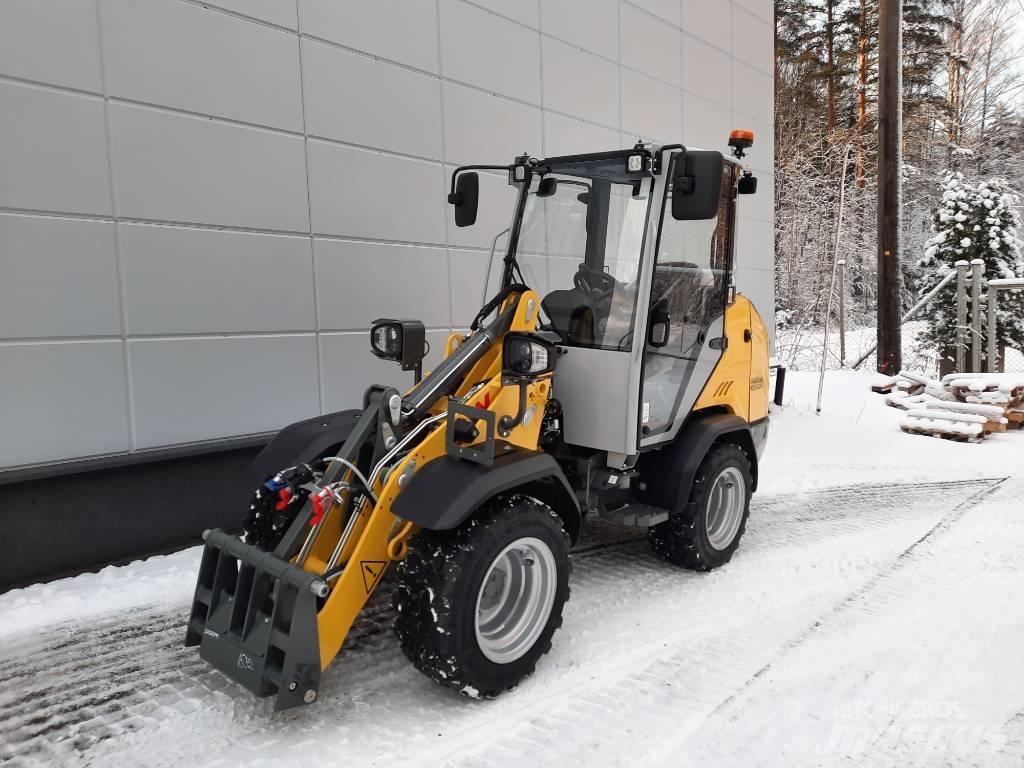 Wacker Neuson WL 28 Kolesové nakladače