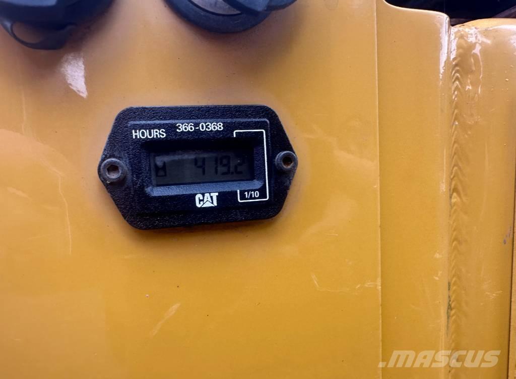 CAT CB 1.7 Tandemové valce