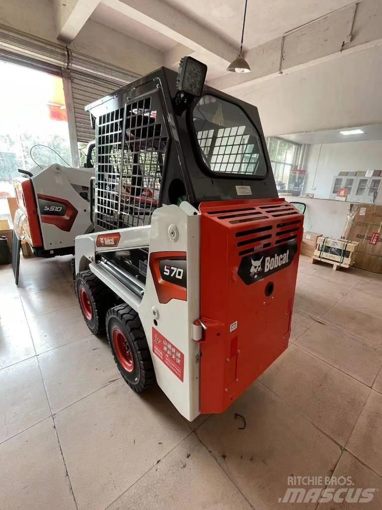 Bobcat S 70 Šmykom riadené nakladače