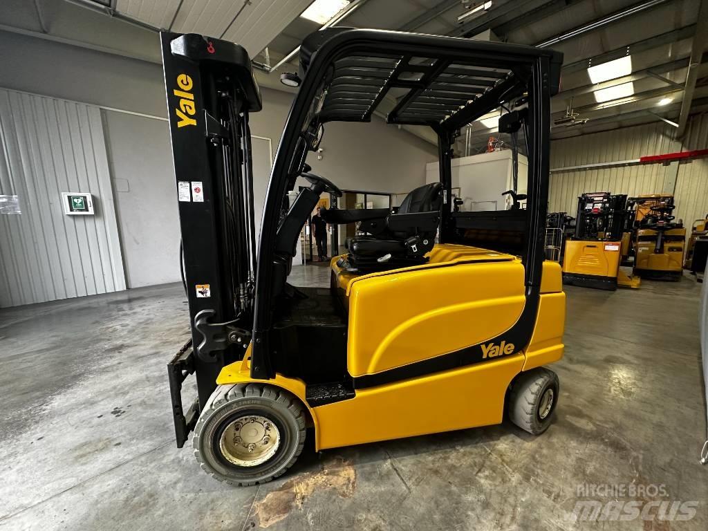 Yale ERP30VL Akumulátorové vozíky