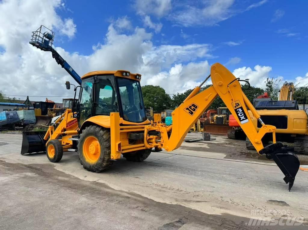 JCB 3 CX Rýpadlo-nakladače