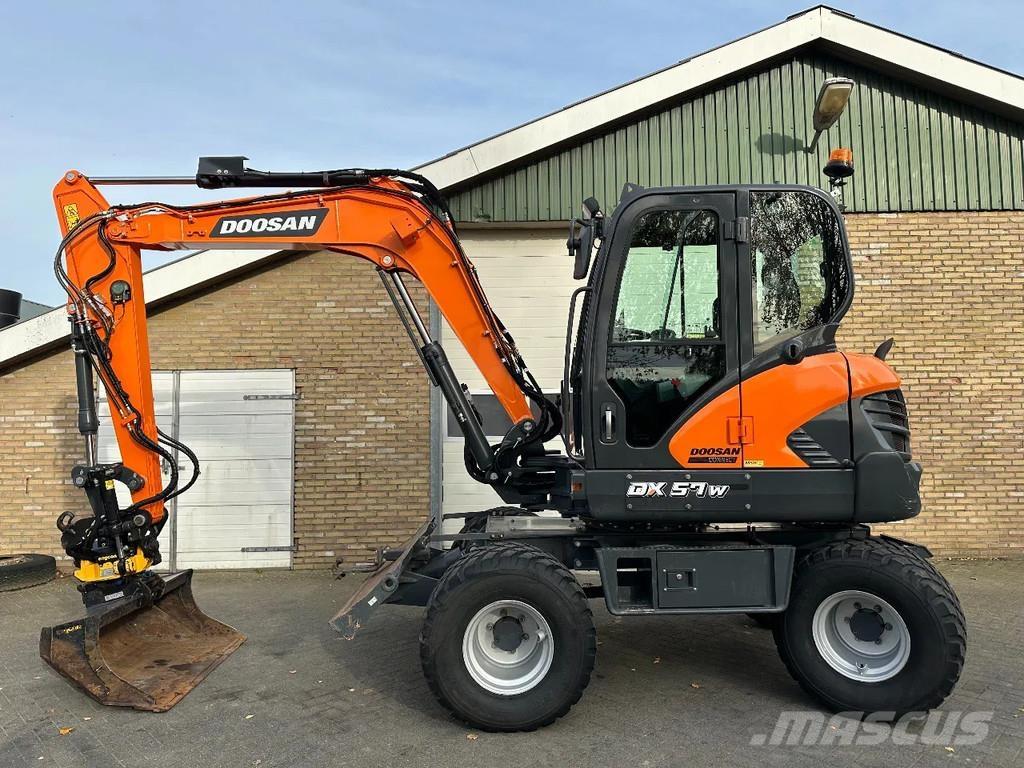 Doosan DX57W-7 Kolesové rýpadlá