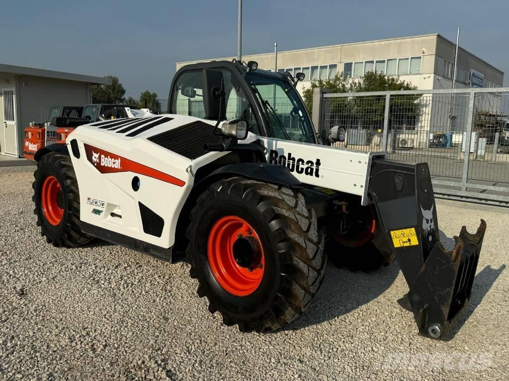 Bobcat TL 30.70 Teleskopické manipulátory