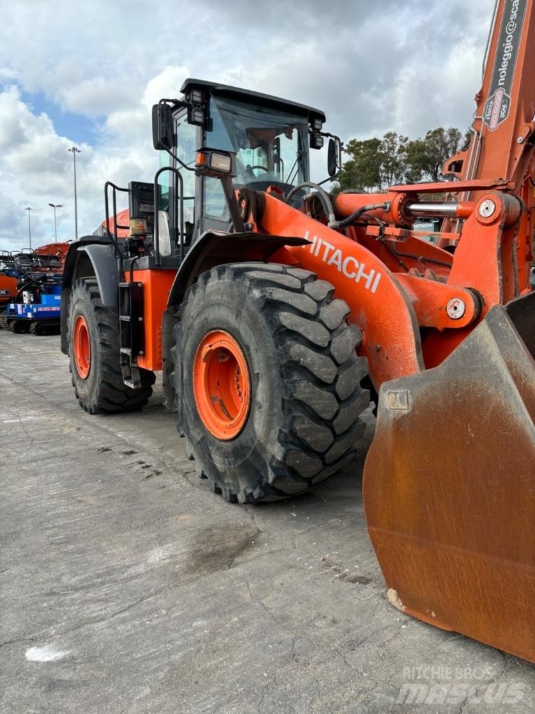 Hitachi ZW 310-6 Kolesové nakladače