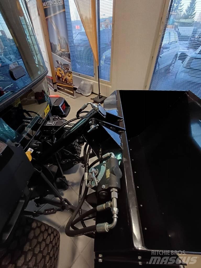 Kova S1000 Kompaktné prídavné zariadenie pre traktory