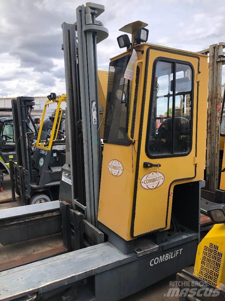 Combilift C 3000 Bočný vysokozdvižný vozík