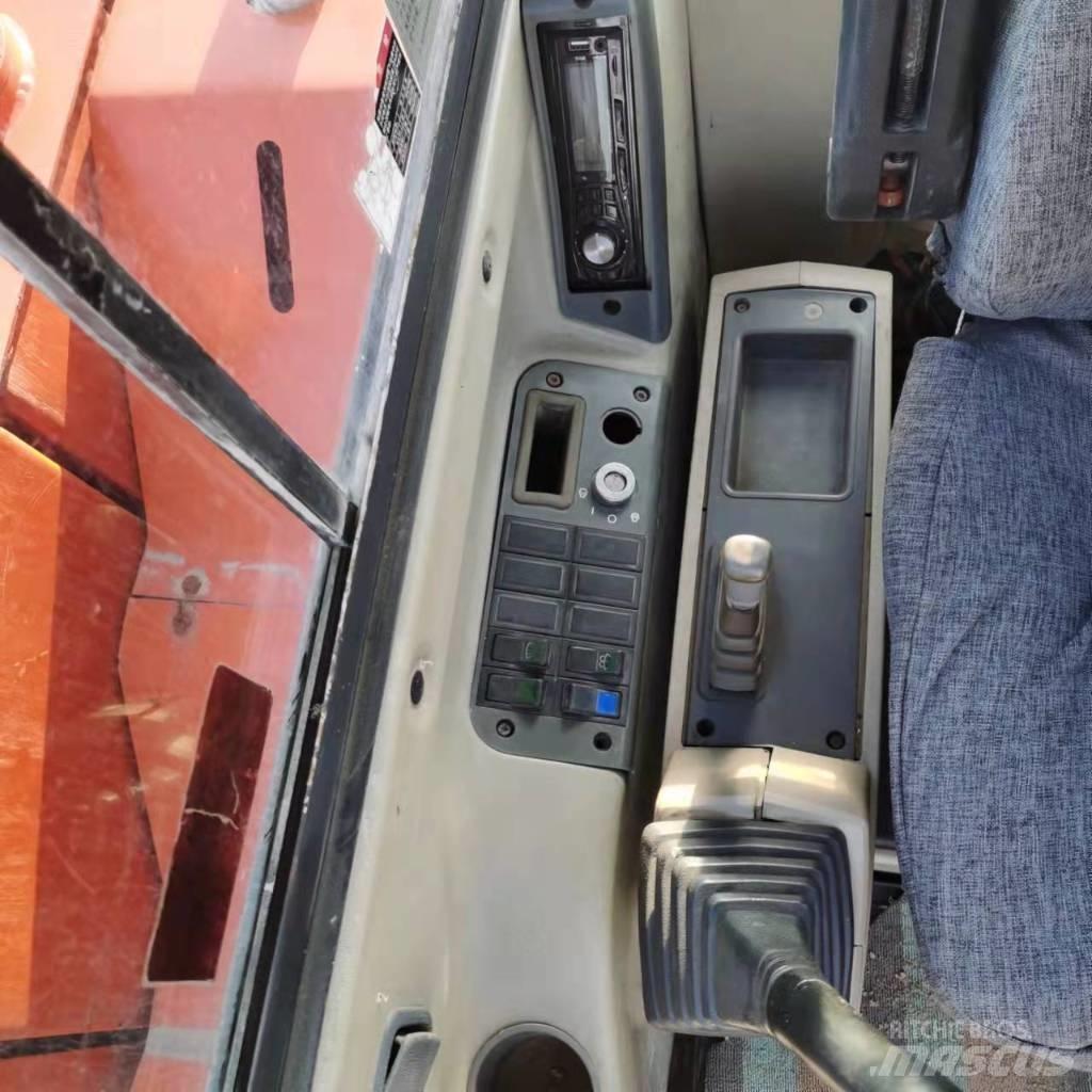 Doosan DH60-7 Pásové rýpadlá