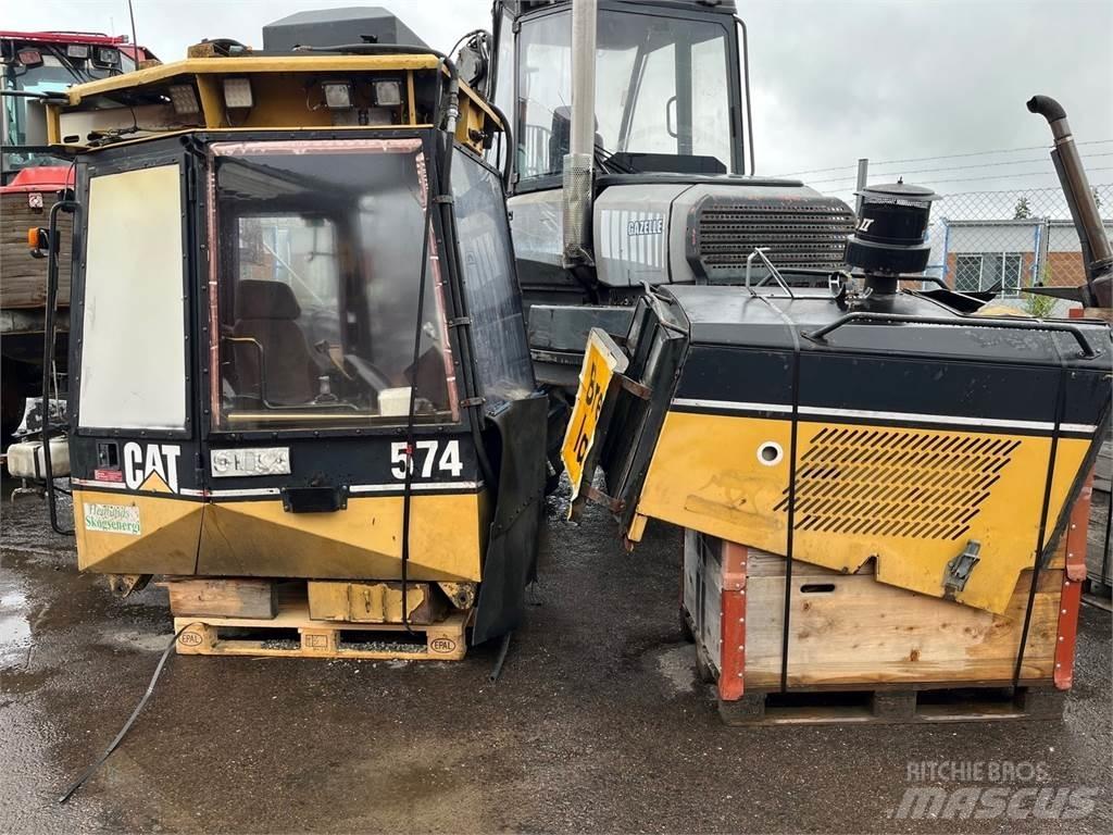 CAT 574 Lesné traktory