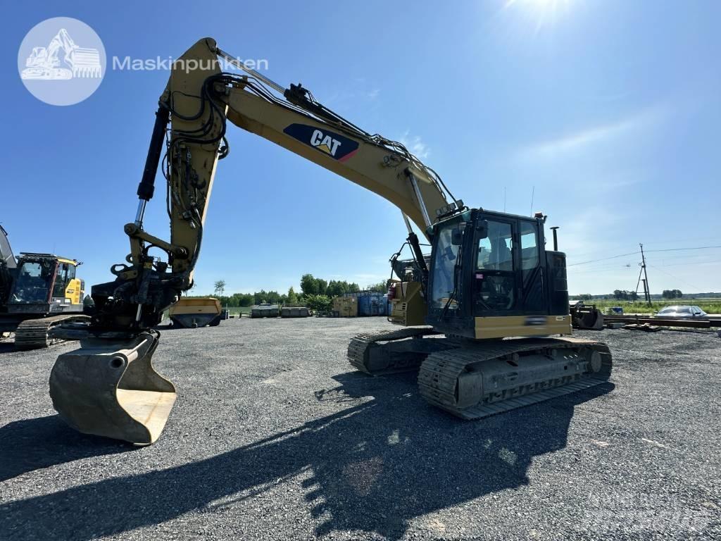 CAT 325 FL CR Pásové rýpadlá