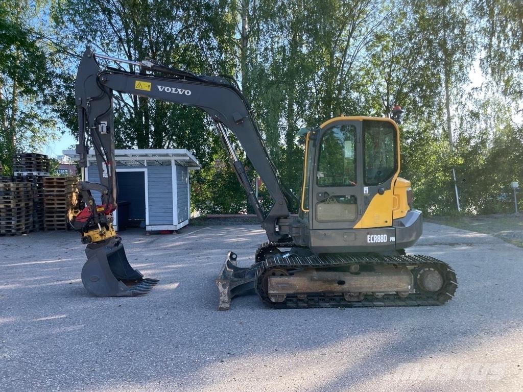 Volvo ECR 88 D Pro Midi rýpadlá 7 t - 12 t
