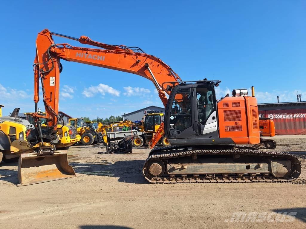 Hitachi ZX225USLC-5 Pásové rýpadlá