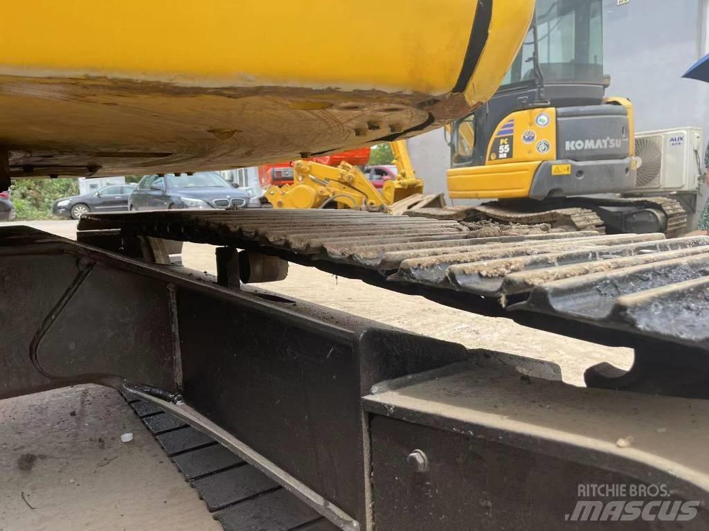 Komatsu 78 Pásové rýpadlá