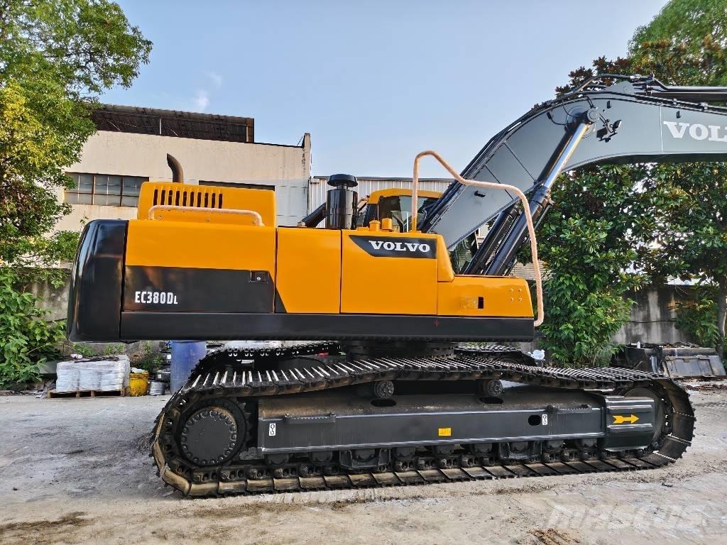 Volvo EC 380 D L Pásové rýpadlá