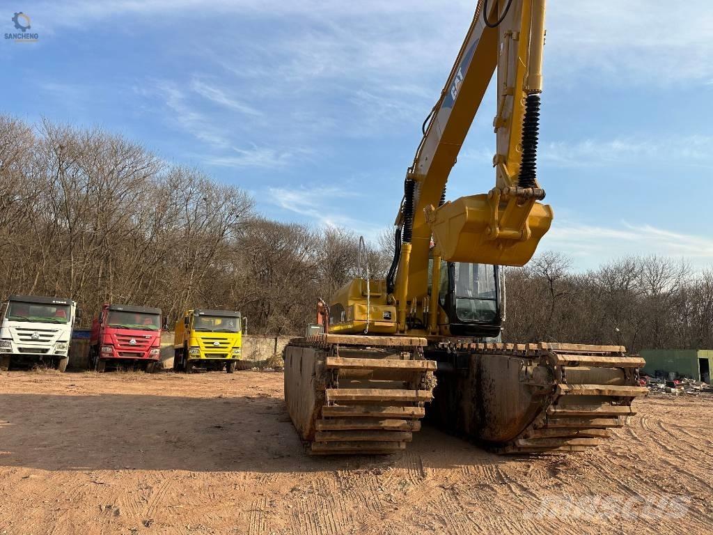 CAT 320CL Obojživelná rýpadlá