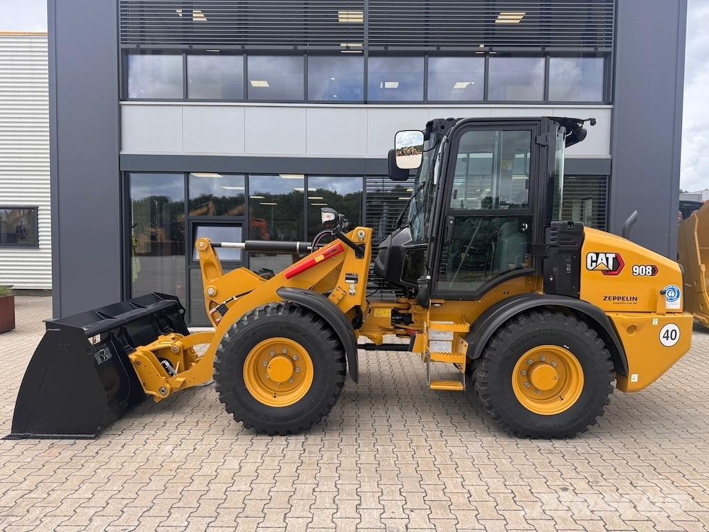 CAT 908 Kolesové nakladače