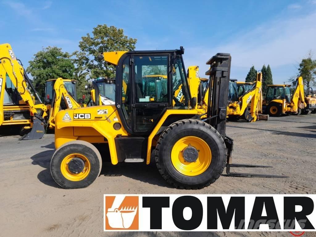 JCB 930-4 Terénne vysokozdvižné vozíky