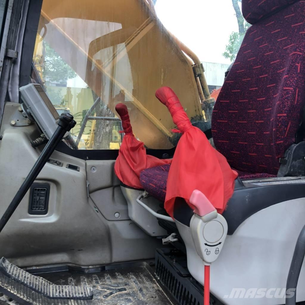 Sany SY 215 C-9 Pásové rýpadlá