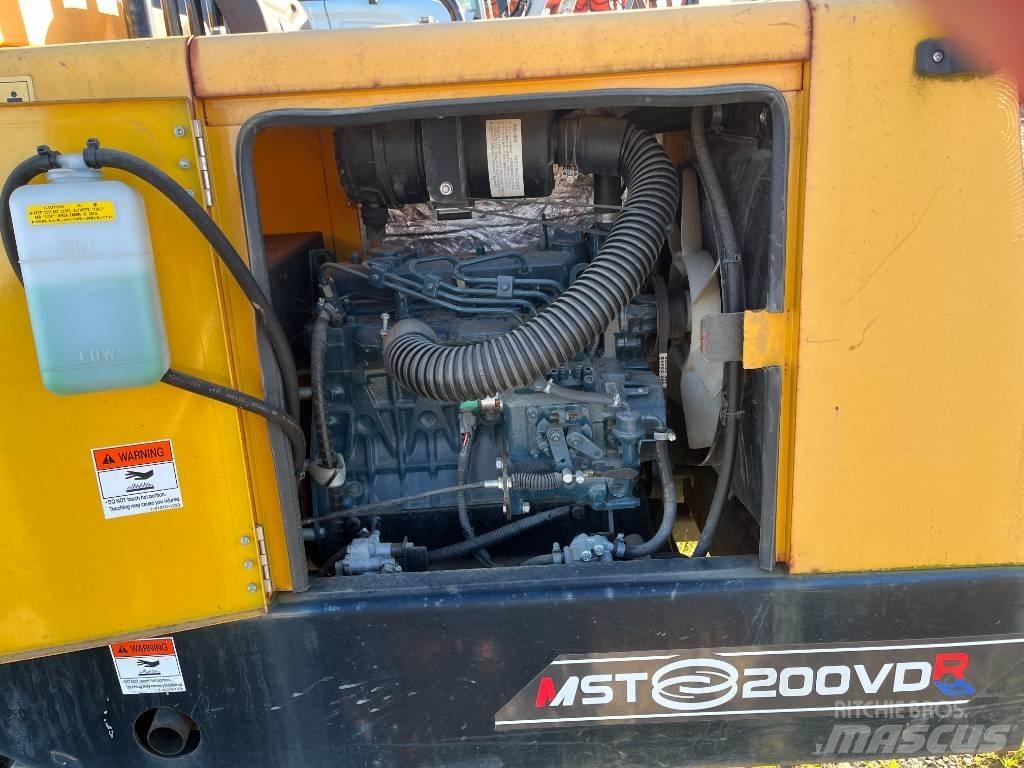 Morooka MST200-VDR Pásové sklápače