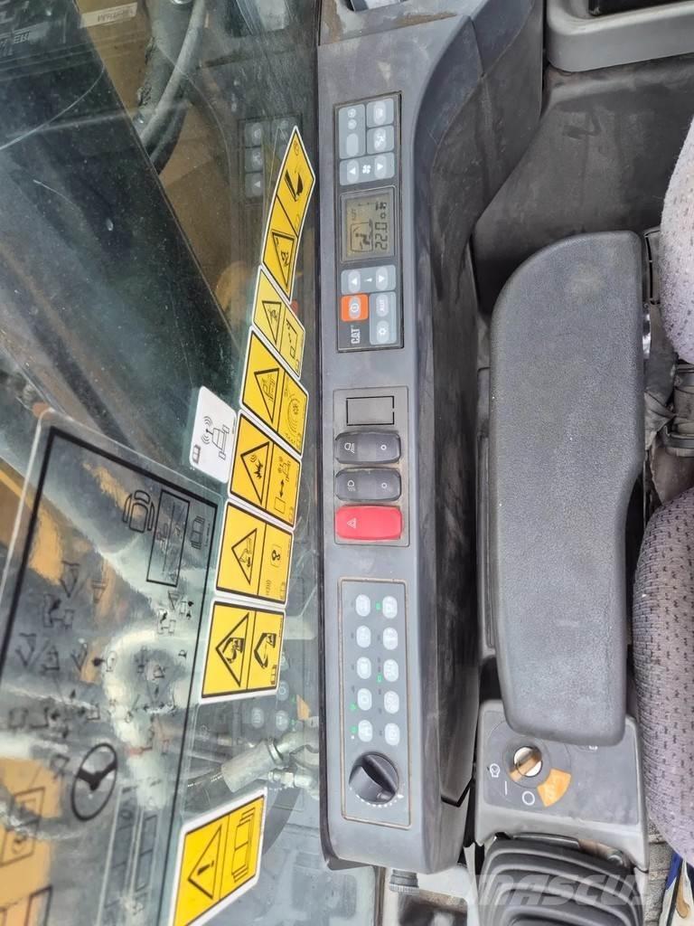 CAT M 318 F Kolesové rýpadlá