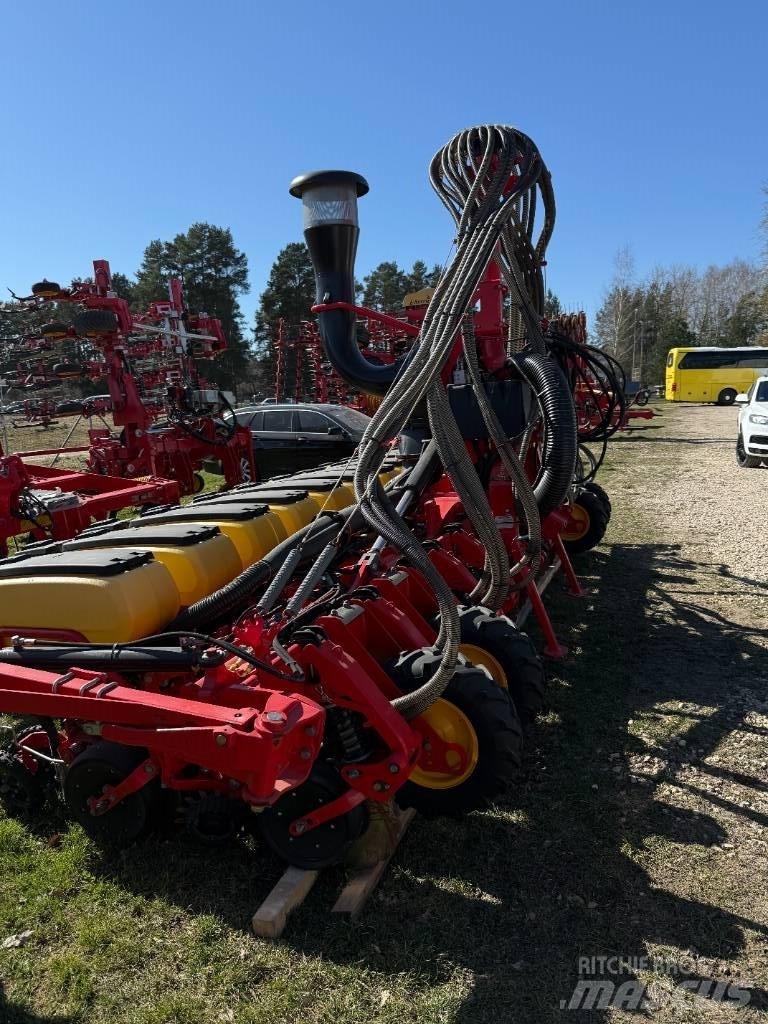 Väderstad Tempo V12 Presné sejačky