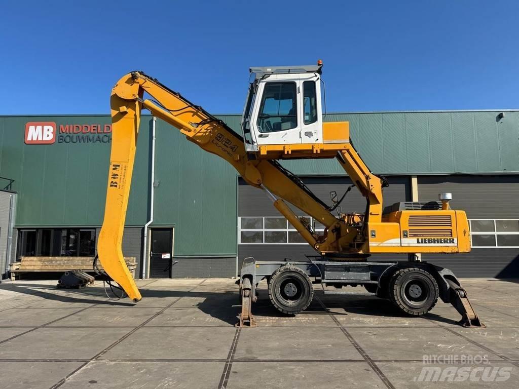 Liebherr A 924 B Stroje pre manipuláciu s odpadom