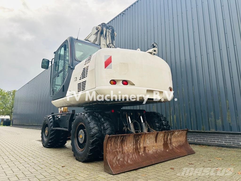 JCB JS 145 W Kolesové rýpadlá