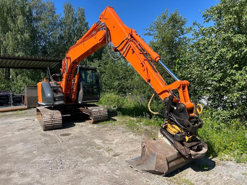 Hitachi ZX 135 US Pásové rýpadlá