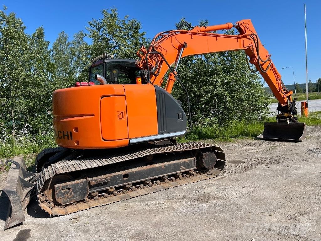 Hitachi ZX 135 US Pásové rýpadlá
