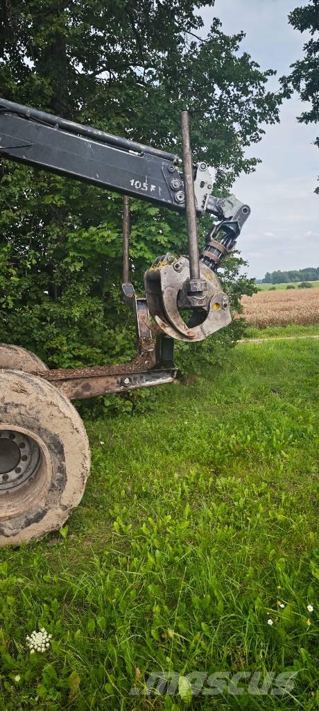 Komatsu 845 Lesné traktory