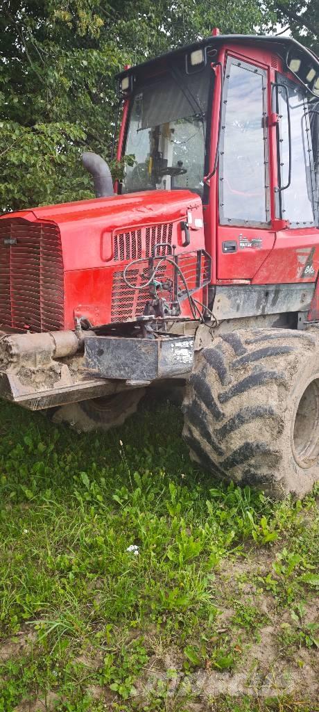 Komatsu 845 Lesné traktory